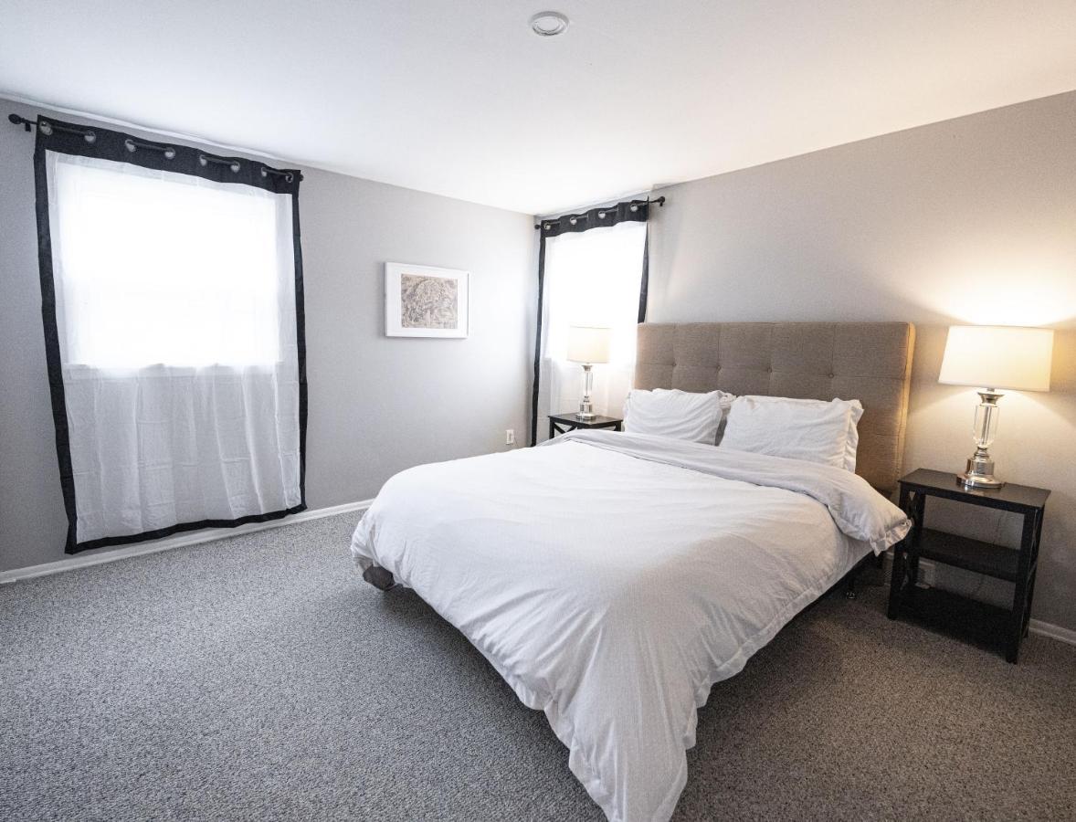 Cheerful Home With Free Parking And Wifi 로체스터 외부 사진